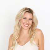 Headshot of Paradise Reiki practitioner Alison Papazois